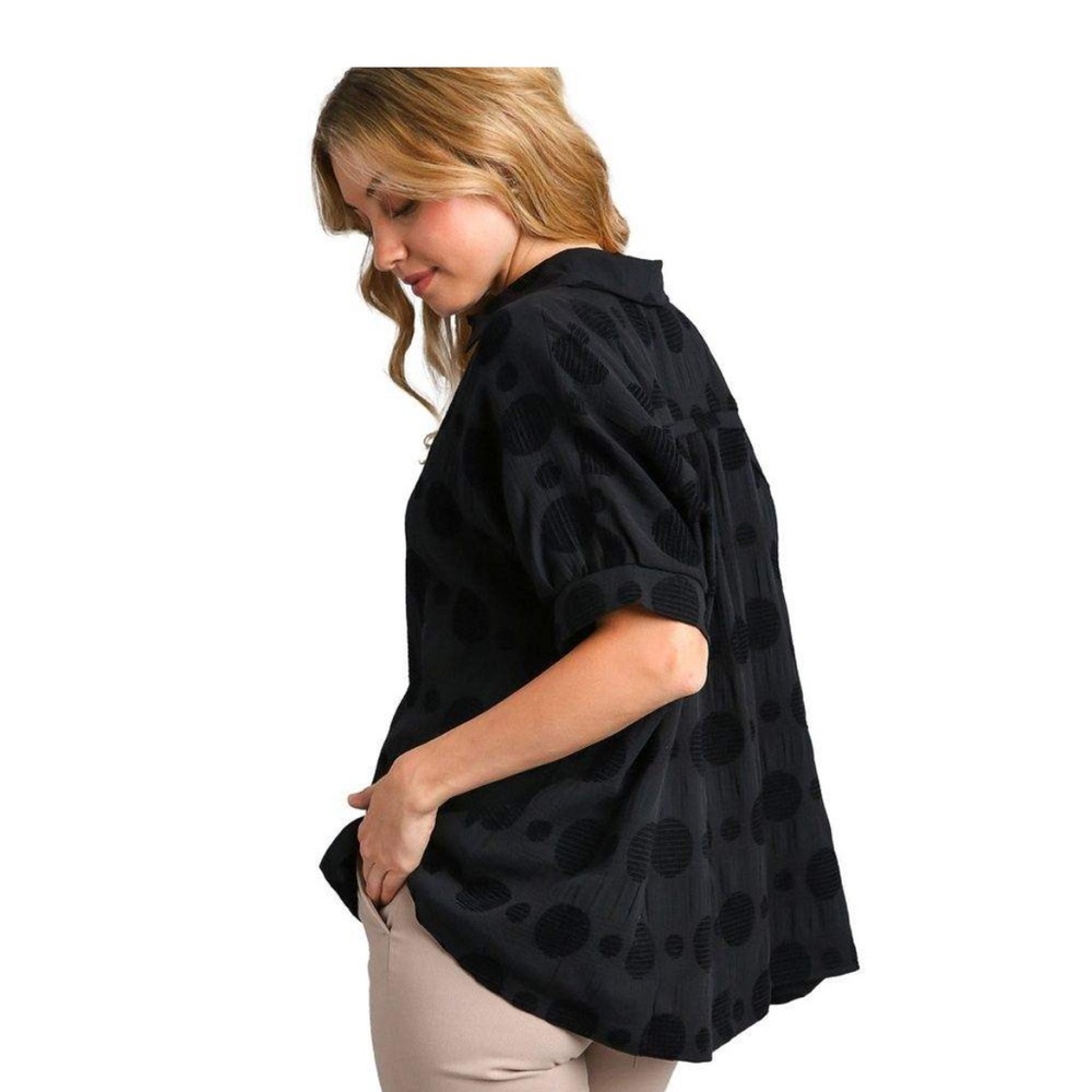 Umgee Black Button Down Polka Dot Textured Large Top - Picture 2 of 6